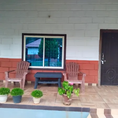 Nature Valley Homestay Near Annapoorneshwari Temple Kalasa Exterior photo